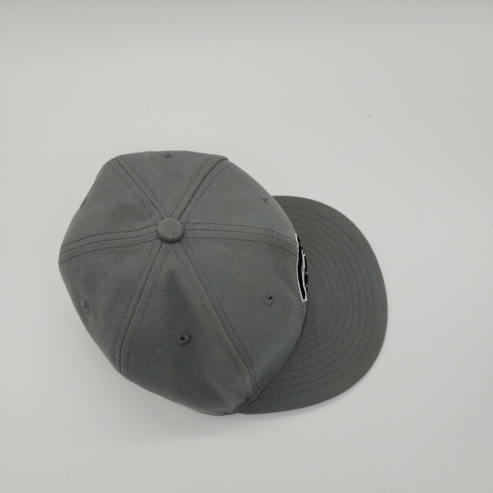 Chicago Cubs New Era gray Silver Stitched Logo 59fifty Size 6 5/8 Great Conditio - Picture 11 of 11